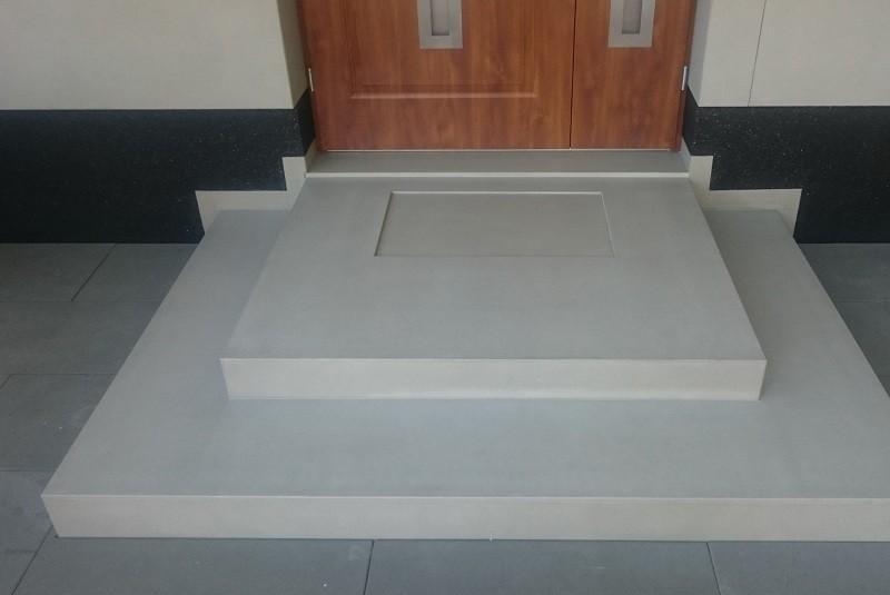 betonowe schodki