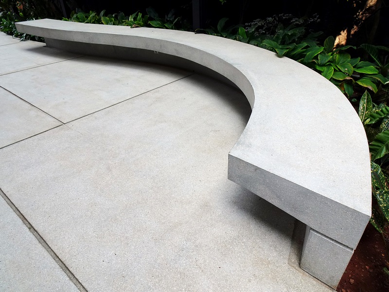betonowa ławka